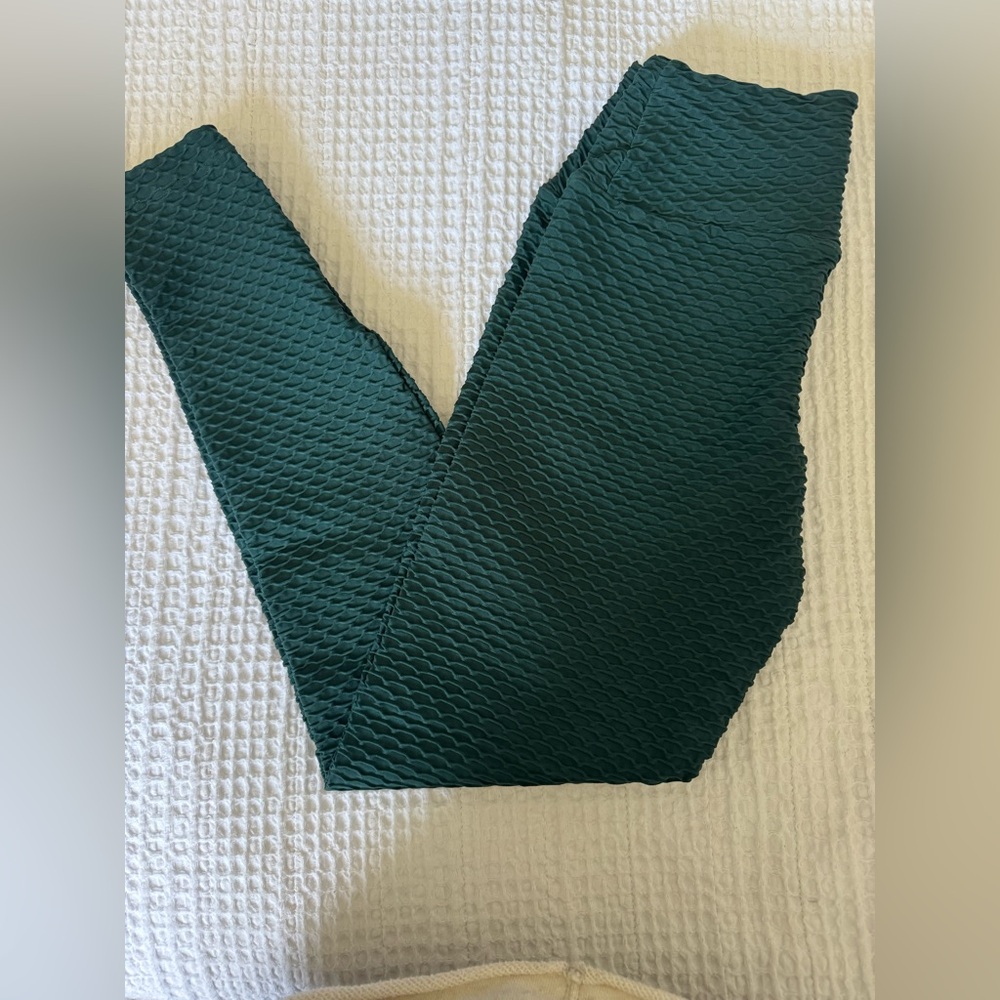 Booty By Brabants croco leggings. Emerald Green